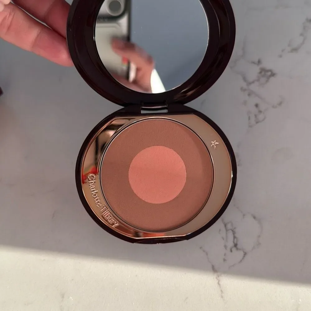 Charlotte Tilbury Cheek to Chic Blush - The Climax